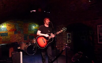 Jay Murray @ Cavern Club Liverpool 7.12.2010